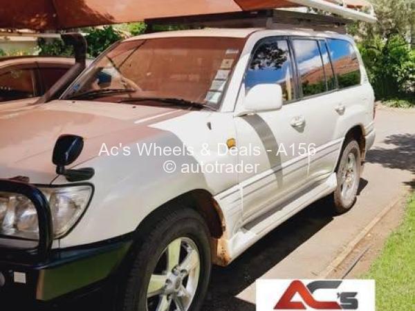 1998 - Toyota  Land Cruiser 100