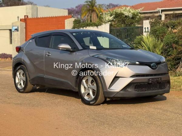 2017 - Toyota  CH-R
