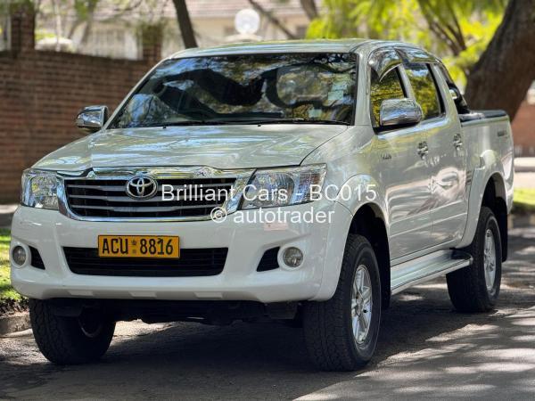 2012 - Toyota  Hilux