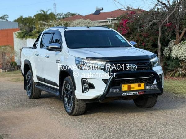2020 - Toyota Hilux 2020 - Toyota Hilux