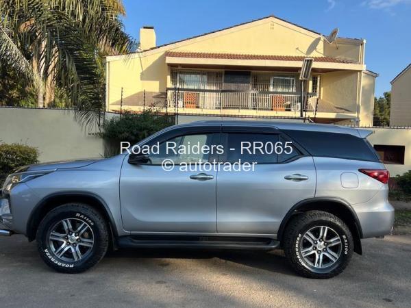 2021 - Toyota  Fortuner