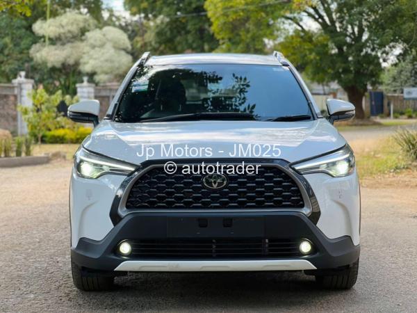 2023 - Toyota  Corolla Cross