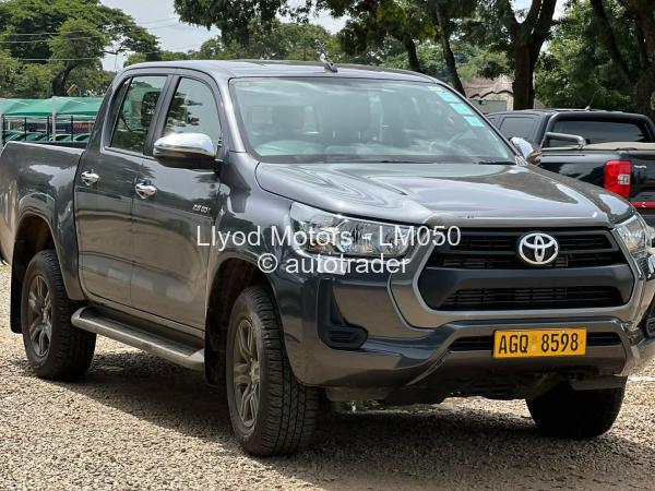 2024 - Toyota Hilux 2024 - Toyota Hilux