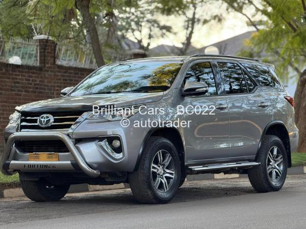 2016 - Toyota  Fortuner