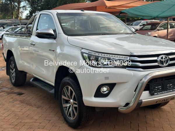 2018 - Toyota  Hilux