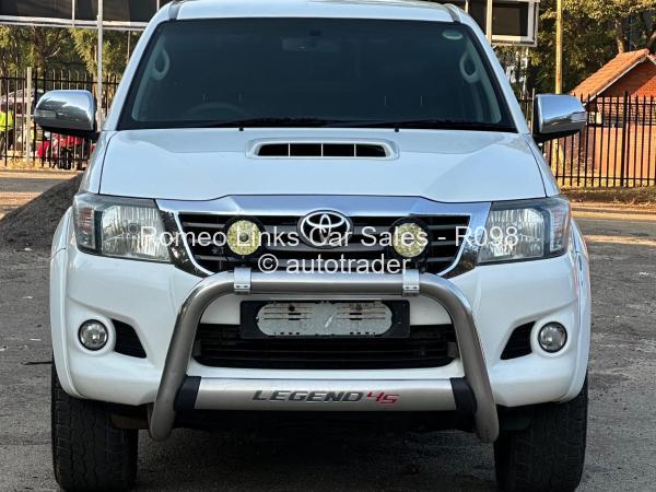 2015 - Toyota  Hilux D4D