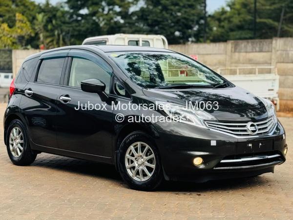 2015 - Nissan  Note
