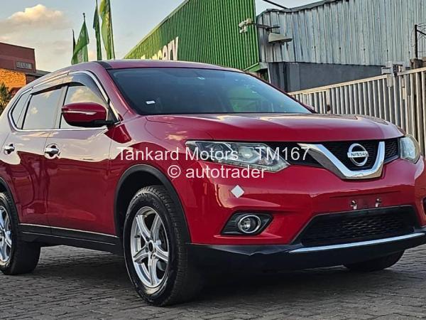 2016 - Nissan  Xtrail