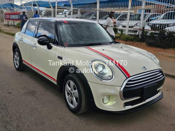 2014 - BMW Mini cooper