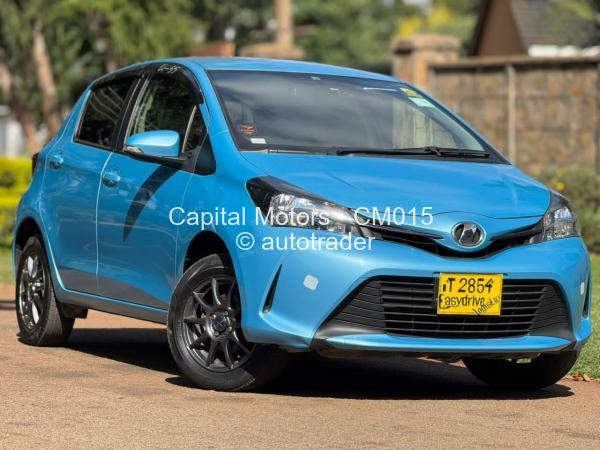 2016 - Toyota  Vitz