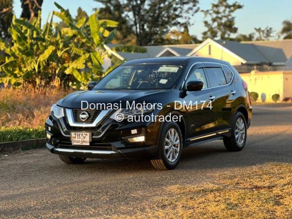 2018 - Nissan  Xtrail