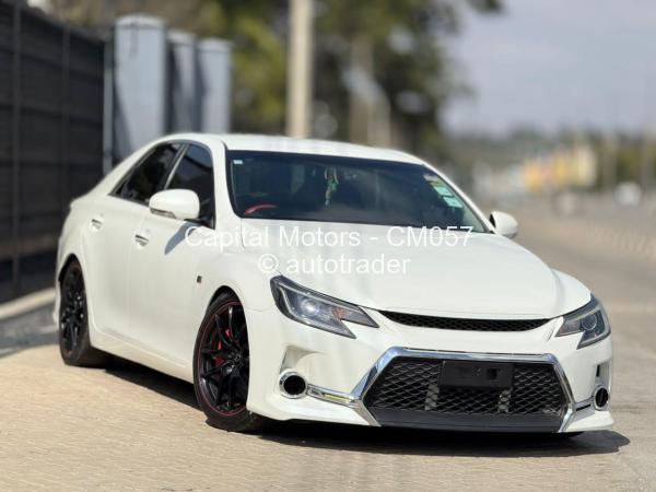 2018 - Toyota  Mark X