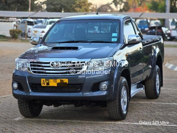 2013 - Toyota  HILUX KING/SMART/EXT/CLUB CAB