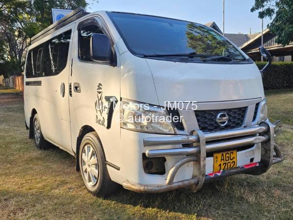 2014 - Nissan  NV350