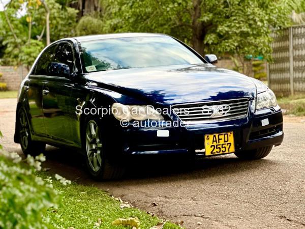 2004 - Toyota  Mark X