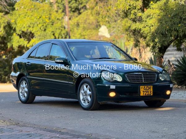 2004 - Mercedes Benz C200