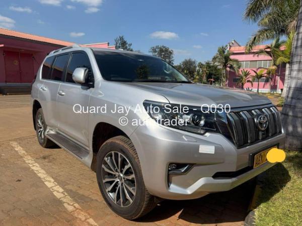 2023 - Toyota  Land Cruiser Prado