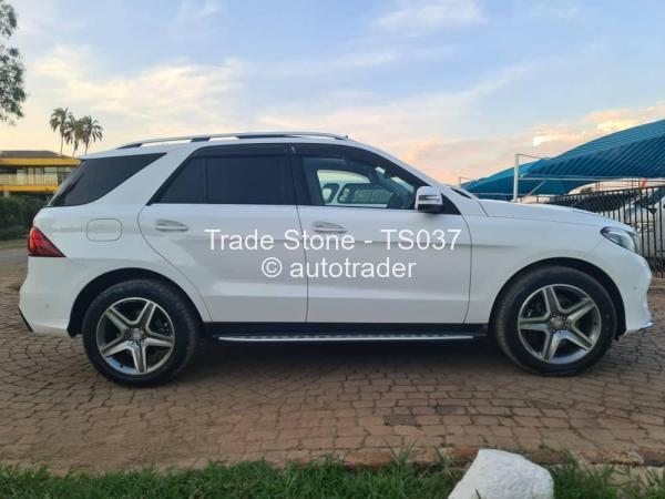 2016 - Mercedes Benz GLE 350