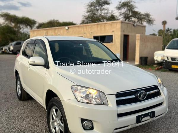 2015 - Toyota  RAV4