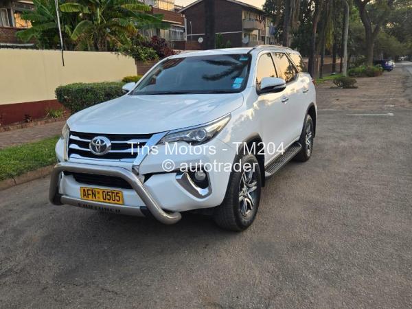 2016 - Toyota Fortuner 2016 - Toyota Fortuner