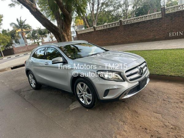 2016 - Mercedes Benz GLA 2016 - Mercedes Benz GLA