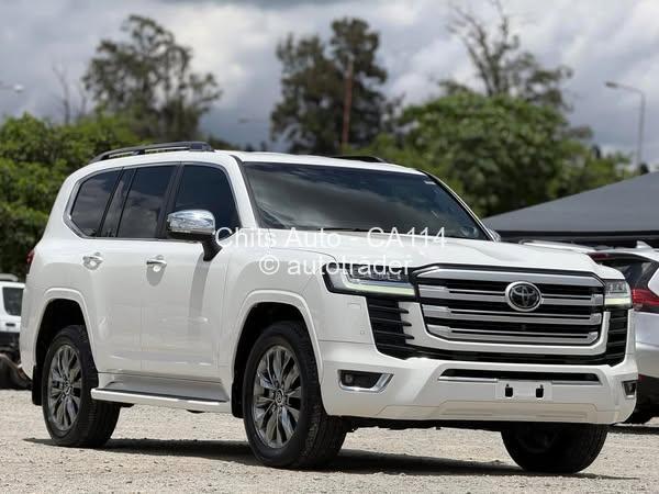 2022 - Toyota  Land Cruiser 300