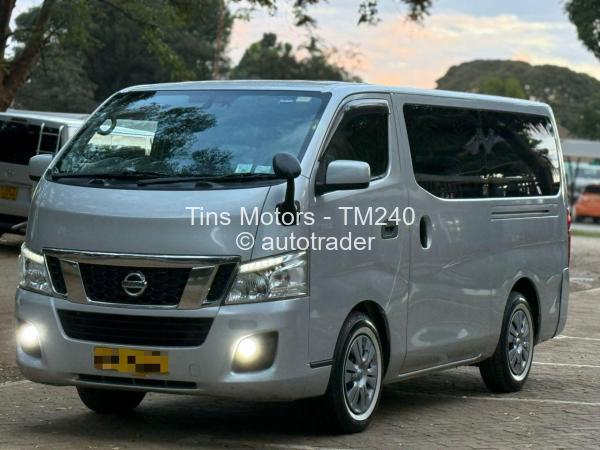 2014 - Nissan  NV350