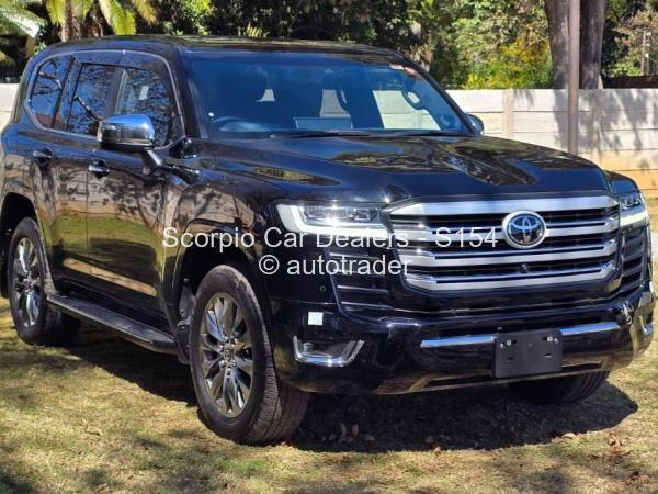 2024 - Toyota  Land Cruiser 300