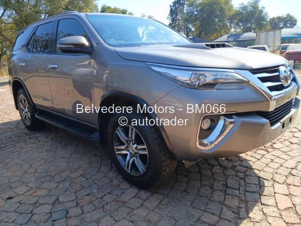 2018 - Toyota  Fortuner