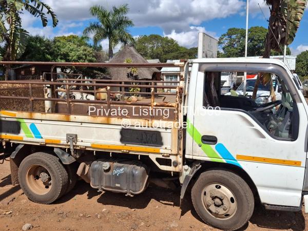 2009 - Isuzu  ELF
