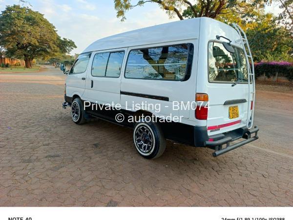 1999 - Toyota  Hiace