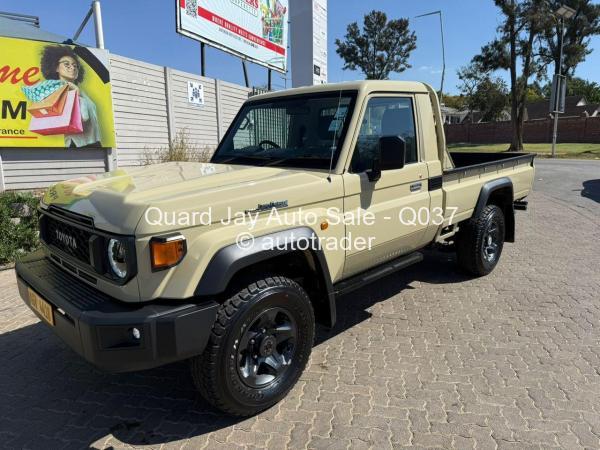 2025 - Toyota  Land Cruiser 79