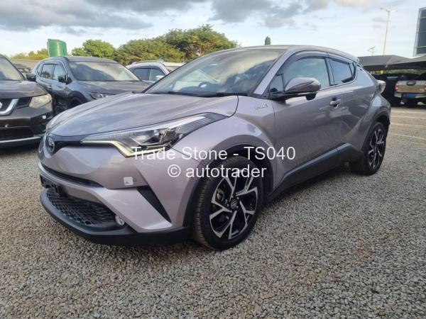 2017 - Toyota  CH-R
