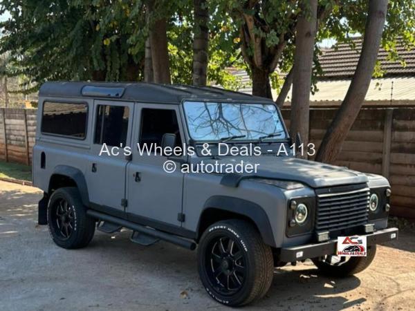 2006 - Land-Rover  Defender