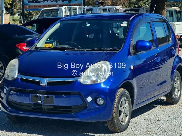 2017 - Toyota  Passo