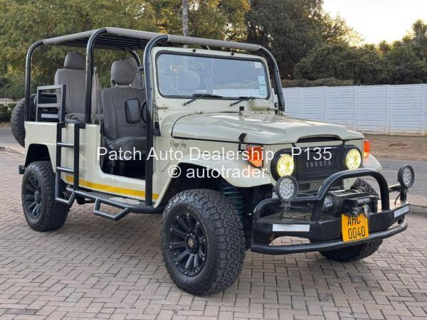 2004 - Toyota  FJ 45