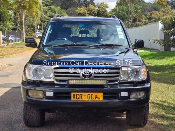 2007 - Toyota Land Cruiser 100 2007 - Toyota Land Cruiser 100