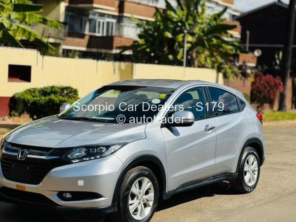 2015 - Honda Vezzel