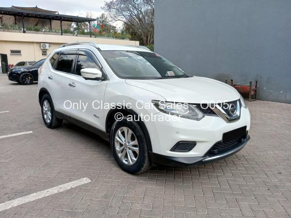 2016 - Nissan  X-Trail