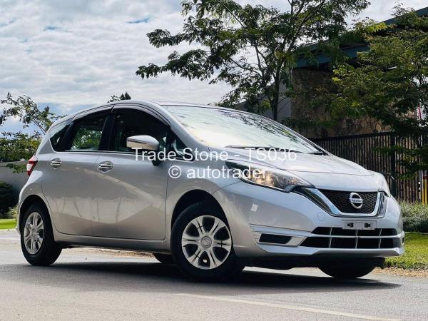 2017 - Nissan  Note