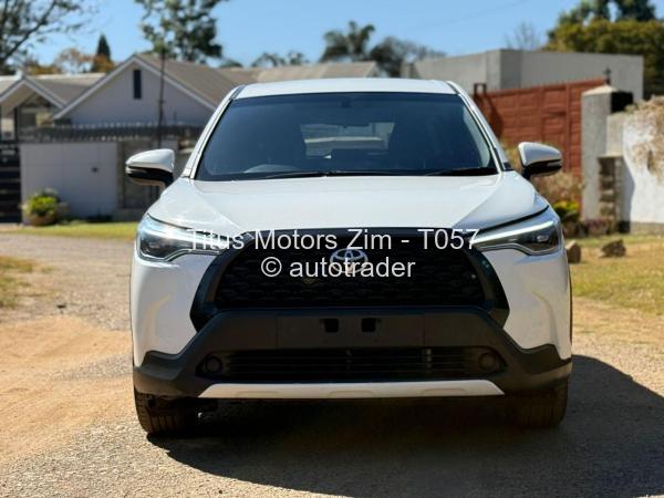 2023 - Toyota  Corolla Cross