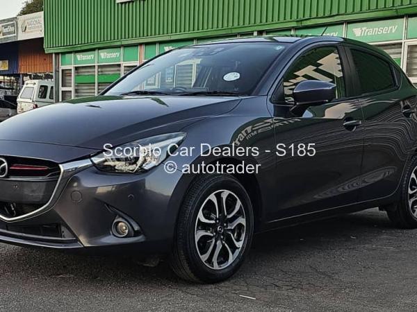2016 - Mazda  Demio