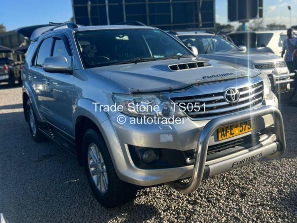 2013 - Toyota  Fortuner