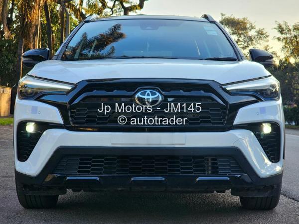 2024 - Toyota  Corolla Cross