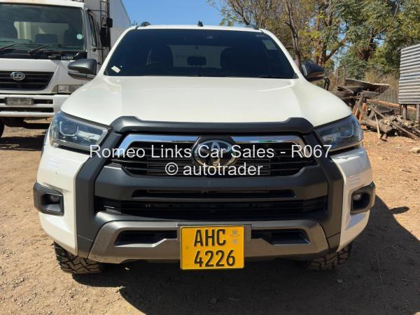 2022 - Toyota  HILUX GD6