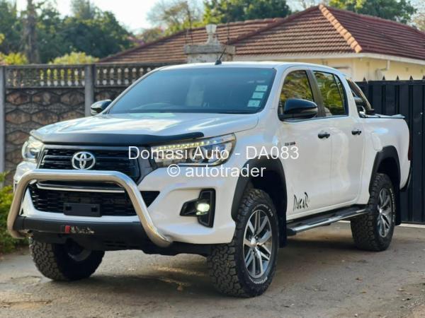 2019 - Toyota  Hilux
