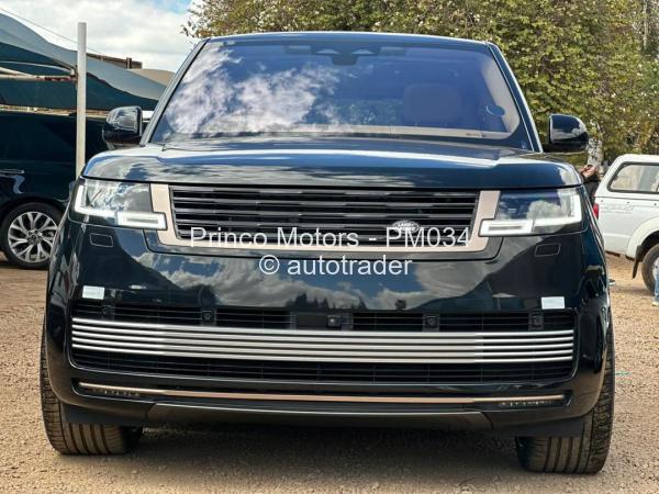 2022 - Range Rover Vogue