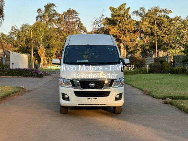 2016 - Nissan  NV350