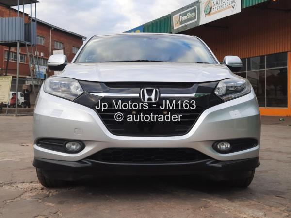 2015 - Honda Vezzel