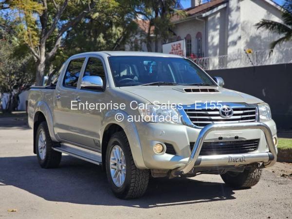 2014 - Toyota  Hilux